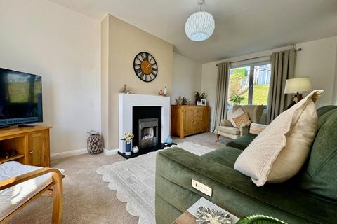 28 Brynhyfryd Terrace, Brynithel, Abertillery, NP13 2HL