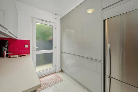 183 Ember Lane, East Molesey, KT8 0BU