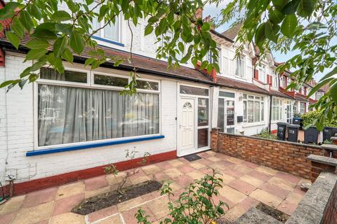 3 bedroom terraced house for sale, Lyndhurst Road, Thornton Heath, CR7