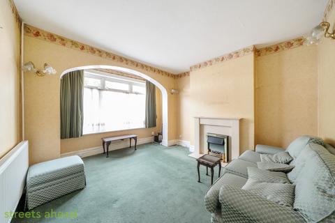 3 bedroom terraced house for sale, Lyndhurst Road, Thornton Heath, CR7