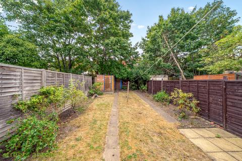 3 bedroom terraced house for sale, Lyndhurst Road, Thornton Heath, CR7