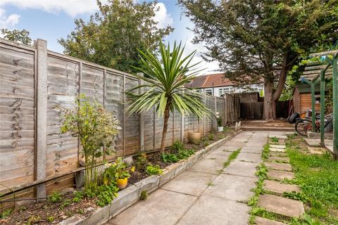 3 bedroom terraced house for sale, Nutfield Road, Thornton Heath, CR7