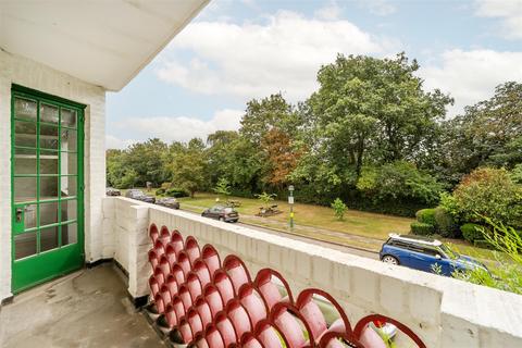 2 bedroom flat for sale, Ealing Village, Ealing W5