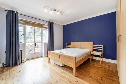 2 bedroom flat for sale, Ealing Village, Ealing W5