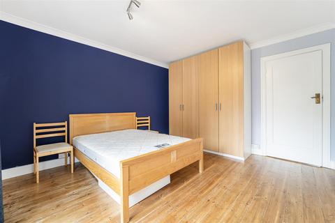 2 bedroom flat for sale, Ealing Village, Ealing W5