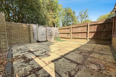 33 Boyce Close, Basingstoke, RG22 4JY