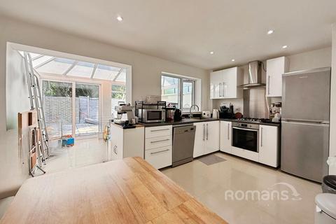 33 Boyce Close, Basingstoke, RG22 4JY