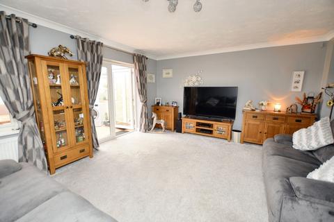 undefined, Guernsey Way, Ashford TN24