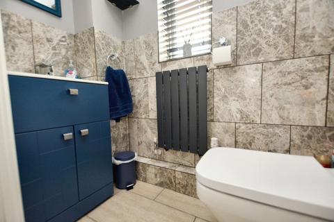 undefined, Guernsey Way, Ashford TN24