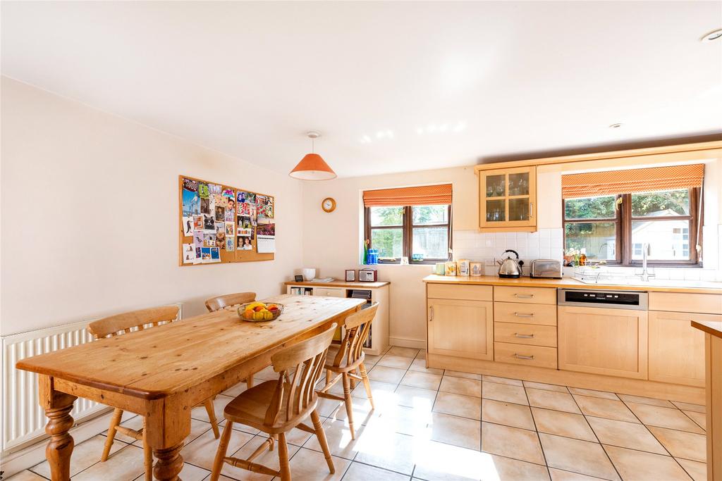 Kitchen/Breakfast
