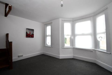 2 bedroom maisonette for sale, Keppel Road, London,  E6