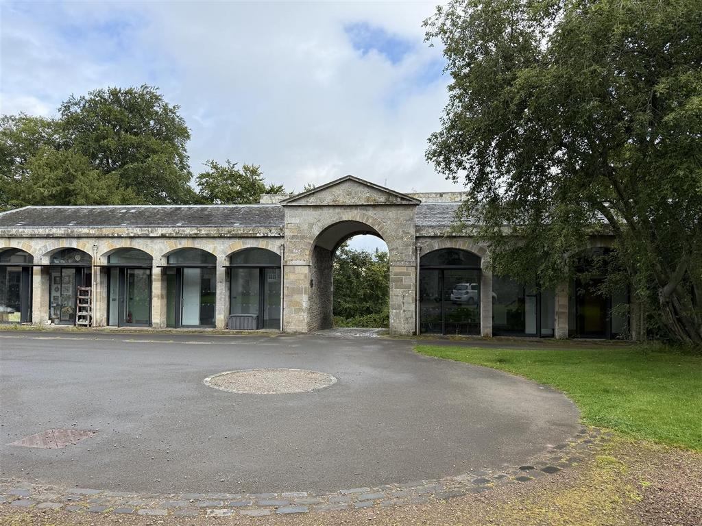 Courtyard 1.jpg