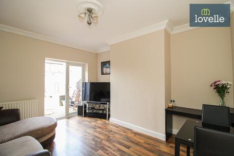 1 Chelmsford Place, Grimsby, DN34 4RY
