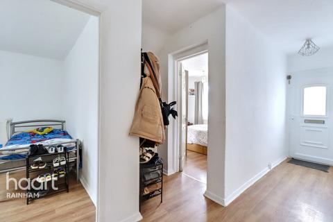92 Bader Way, Rainham, RM13 7HT