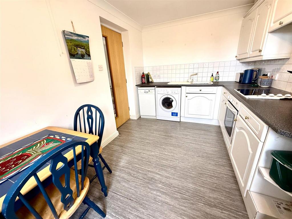 Kitchen.jpg