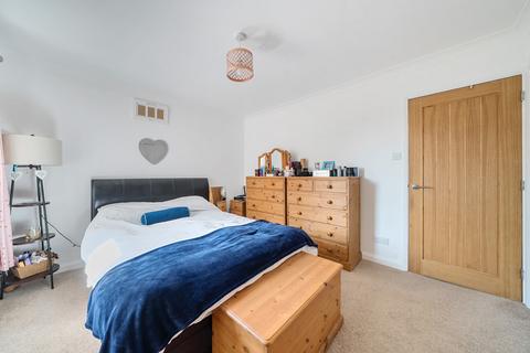 Shenstone Foldhill Close, Martock, TA12 6PF