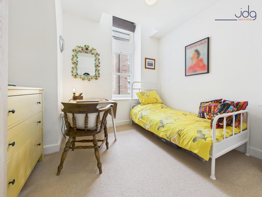 Single Bedroom