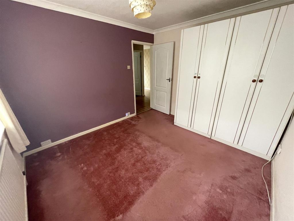 Bedroom 1.jpg