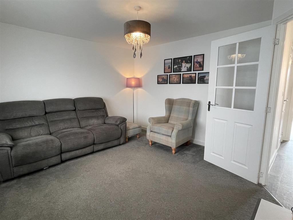 44 Tasker Way Photo-Living Room 2.jpg