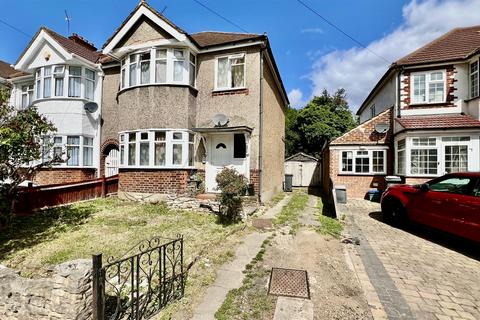 3 bedroom end of terrace house for sale, Alderwick Drive, Hounslow TW3