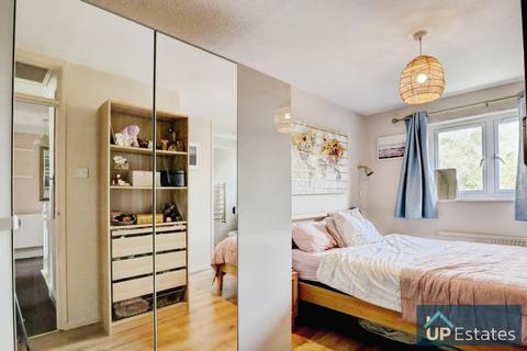 6 Arnold Road, Stoke Golding, Nuneaton, CV13 6JG