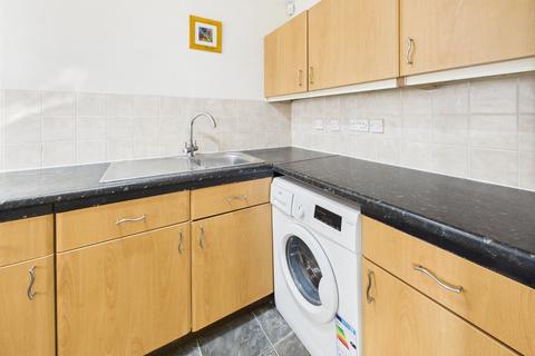 1 bedroom apartment for sale, Osborne Mews, Victoria Street, Slough, Berkshire, SL1