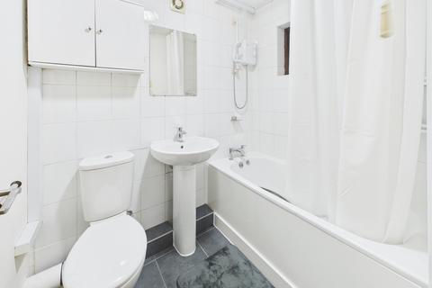 1 bedroom apartment for sale, Osborne Mews, Victoria Street, Slough, Berkshire, SL1