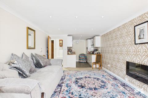 1 bedroom retirement property for sale, Beech Spinney, Warley, Brentwood