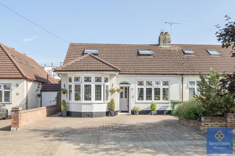Heather Drive, Romford, RM1
