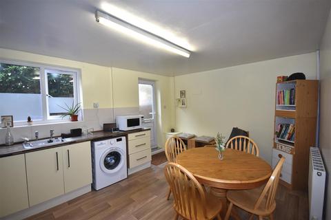 2 bedroom cottage for sale, High Street, Hook, Goole