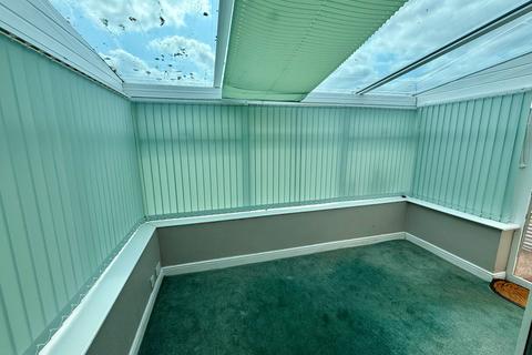 2 bedroom detached bungalow for sale, Brunel Park, Torquay