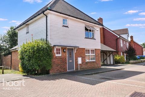 undefined, Tilling Close, Maidstone