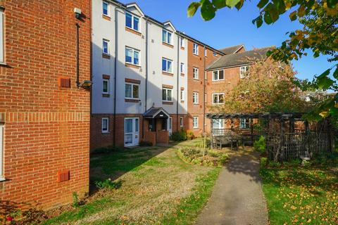 1 bedroom retirement property for sale, Hamilton Court, Lammas Walk, Leighton Buzzard