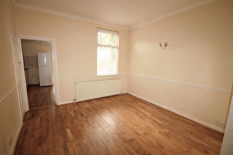2 bedroom terraced house to rent, Hubert Road, London E6