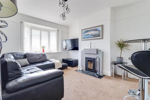 undefined, Elmsleigh Drive, Leigh-on-Sea SS9