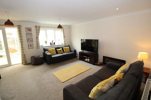3 bedroom detached house for sale, LITTLE CLOSE, BOZEAT