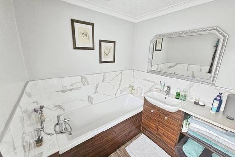 47 Bronte Avenue, Bury, BL9 9RN