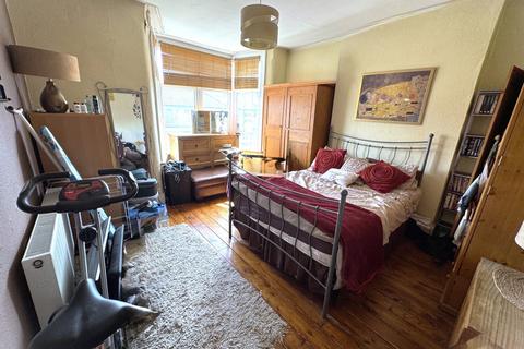 undefined, Avonwick Road, Hounslow, TW3
