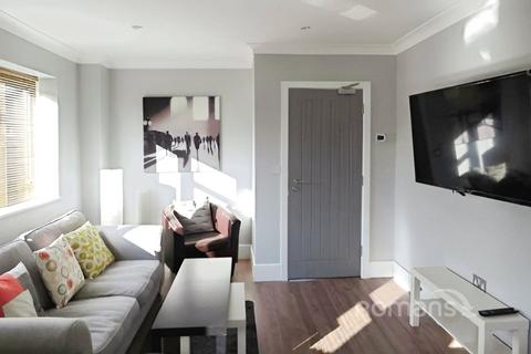6 bedroom semi-detached house for sale, James Road, Camberley, Surrey
