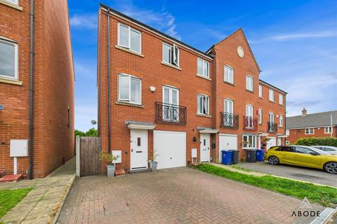 6 Russell Close, Uttoxeter, ST14 8HZ