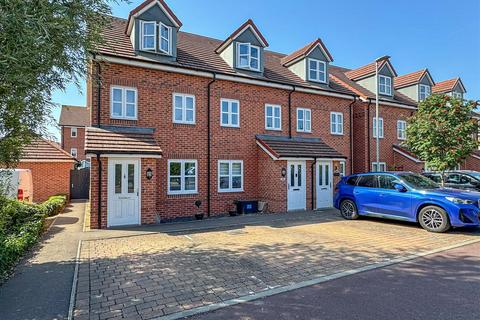 5 Amsbridge Crescent, Wick, Littlehampton, BN17 7GE