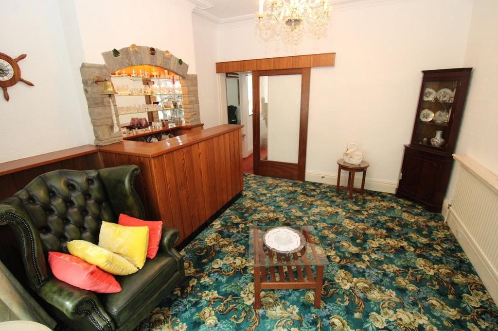 Lounge bar