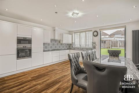 undefined, Neville Road, Hainault