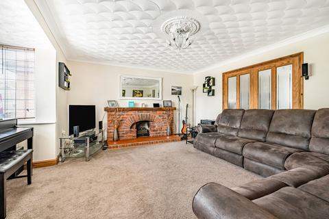 4 bedroom house for sale, Crane Close, Somersham, Cambridgeshire.