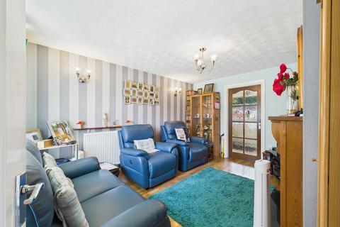 undefined, Bodiam Avenue, Tuffley, Gloucester, Gloucestershire, GL4