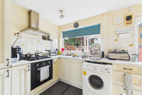undefined, Bodiam Avenue, Tuffley, Gloucester, Gloucestershire, GL4