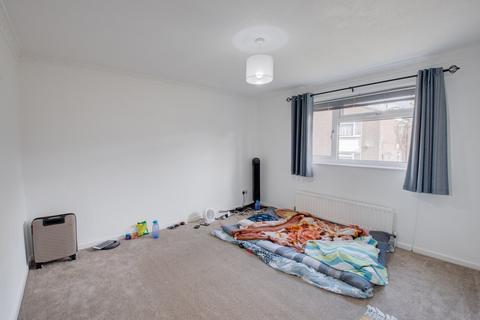 undefined, Spencer Walk, Catshill, Bromsgrove, Worcestershire, B61