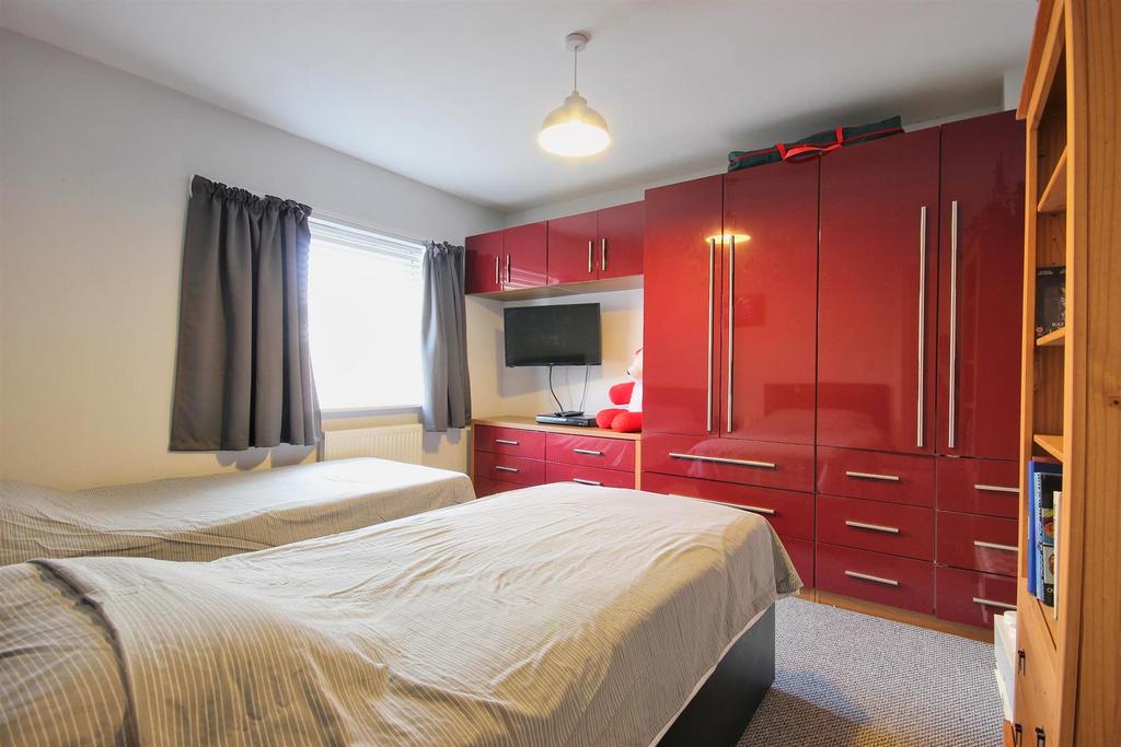 Bedroom 3 (rear)