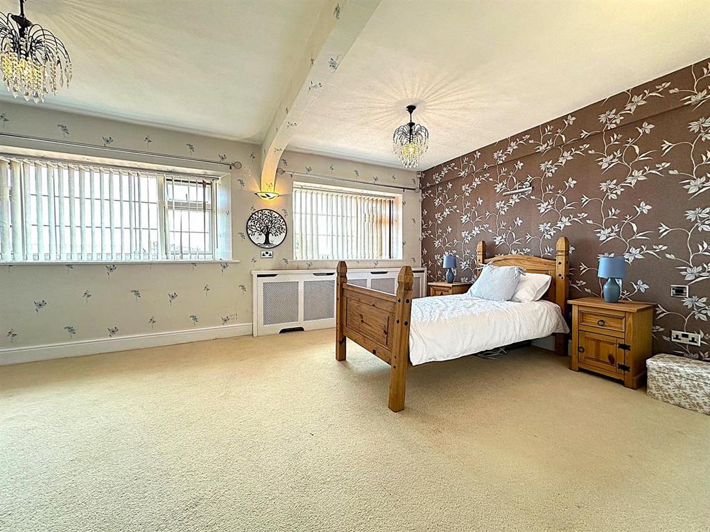 Bed 3 2.jpg