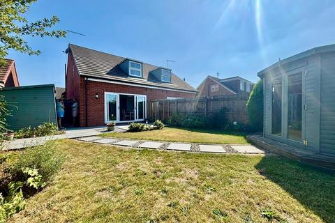 3 bedroom semi-detached house for sale, Rowton Drive, Skirlaugh, Hull